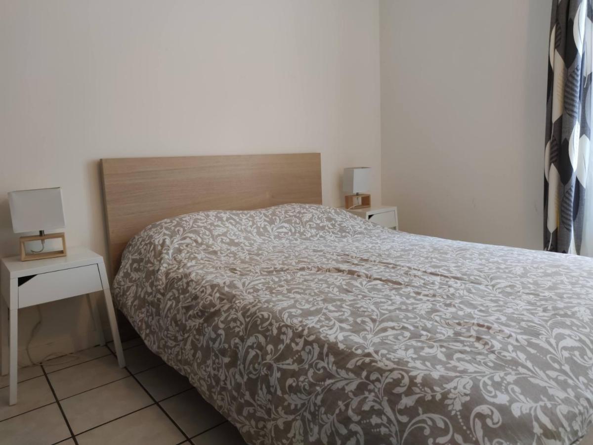 Modern 1 Bedroom Apartment Near The Metro. Ivry-sur-Seine Exterior photo