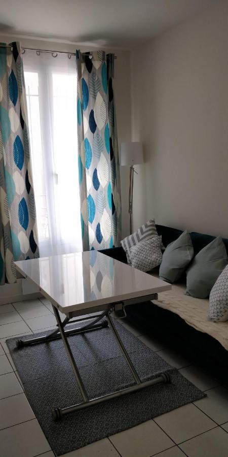Modern 1 Bedroom Apartment Near The Metro. Ivry-sur-Seine Exterior photo