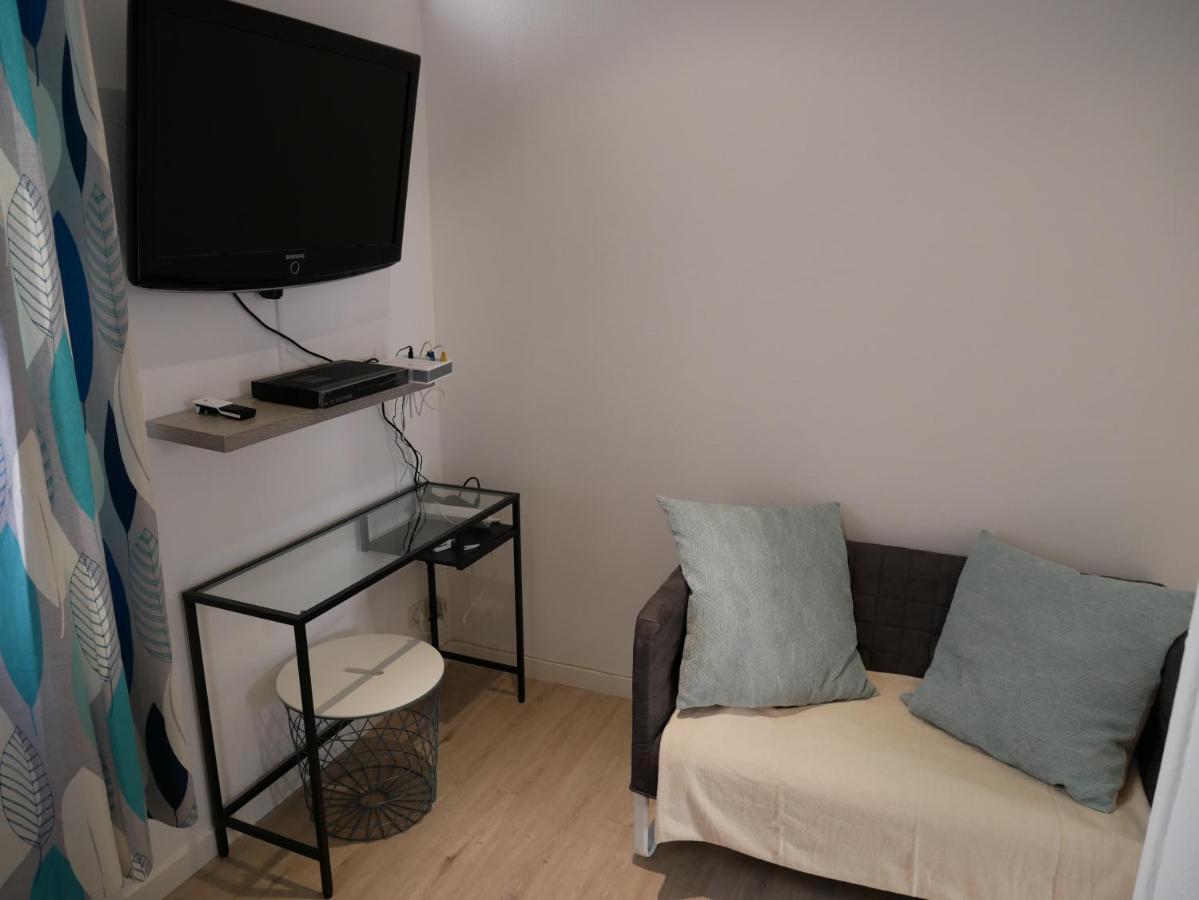 Modern 1 Bedroom Apartment Near The Metro. Ivry-sur-Seine Exterior photo